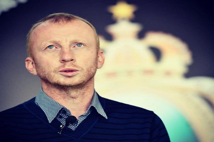 المدرب البلجيكي فاندنبروك